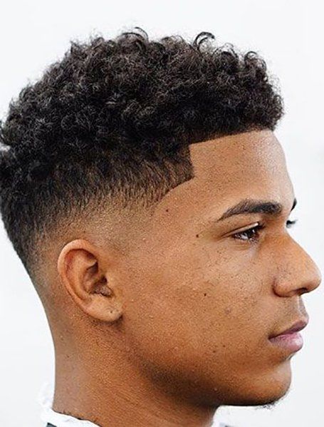 Blowout Haircut, Black Haircut Styles, Low Taper Fade Haircut, Men's Curly Hairstyles, Afro Hairstyles Men, Black Hair Cuts, Fresh Cuts, Taper Fade Haircut, Boys Hair