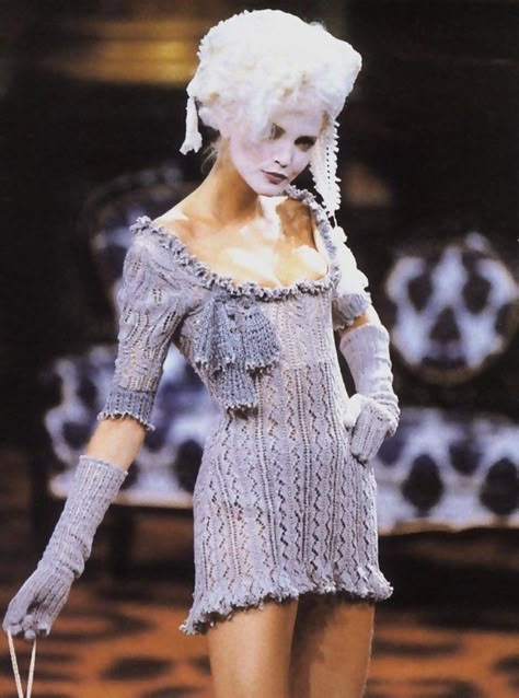 Vivienne Westwood Fashion, Nadja Auermann, Cafe Society, Crochet Mini Dress, Inspiration Mode, Mode Inspiration, Vivienne Westwood, 90s Fashion, Runway Fashion