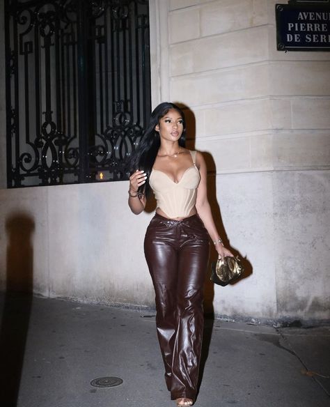 Shades Of Brown Brunch Outfit, Brown Outfit Going Out, Brown And Gold Outfits For Black Women, Brown Jumpsuit Outfit Black Women, Brown Dinner Outfits Black Women, Nude Brunch Outfit Black Woman, Shades Of Brown Party Outfits, Brown And Nude Outfit, Brown Brunch Outfit