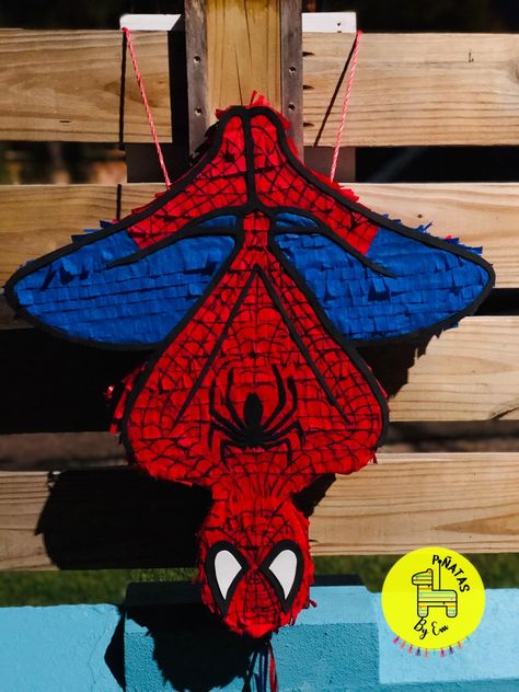 Spiderman Pinata Diy, Marvel Party Decorations, Spiderman Pinata, Spiderman Theme Party, Spiderman Birthday Party Decorations, Princess Jasmine Birthday Party, Diy Hot Air Balloons, Spiderman Birthday Cake, Birthday Pinata