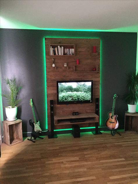 Tv Pallet Wall, Pallet Tv Wall, Wall Rack Design, Wall Tv Stand, Pallet Tv, Pallet Tv Stand, Bourbon Bar, Corner Wall Shelves, Diy Tv Stand