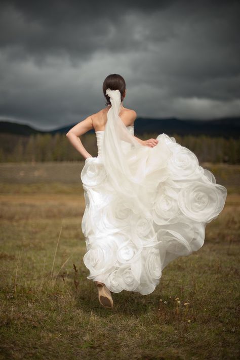 Runaway Bride, Wedding Dresses 2014, Ranch Wedding, Here Comes The Bride, Dress Wedding, Wedding Bells, Style Me Pretty, Beautiful Weddings, Photo Inspiration