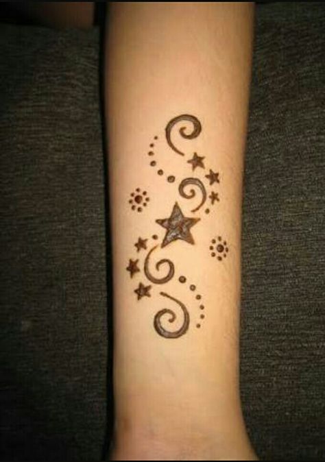 Henna Designs Arm, Small Henna Tattoos, Easy Henna Designs, Cute Henna Designs, Cute Henna Tattoos, Henna Style Tattoos, Jagua Henna, Small Henna, Henna Drawings