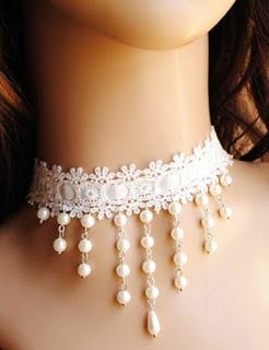 Lace necklace designs Kalung Choker, Pearl Ribbon, White Choker, Lace Necklace, Lace Jewelry, Textile Jewelry, Lace Ribbon, Disc Necklace, Pearl Choker