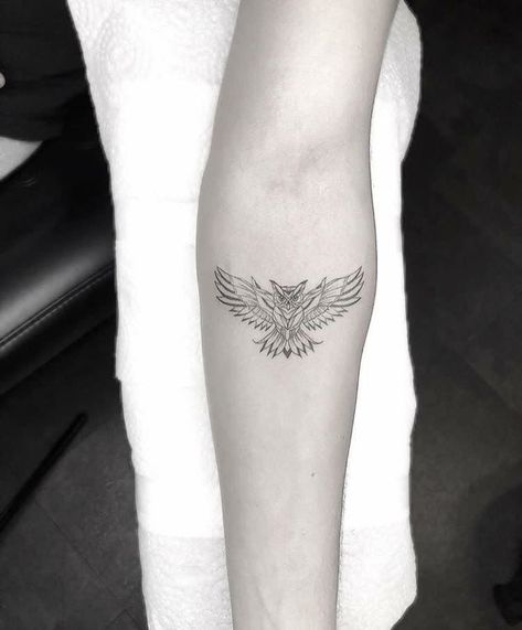 Owl Ankle Tattoo, Owl Tattoo Women, Minimal Owl Tattoo, Owl Tattoos For Women, Owl Tattoo For Women, Tiny Owl Tattoo, Body Doodles, Owl Eye Tattoo, Infinity Tattoo With Feather