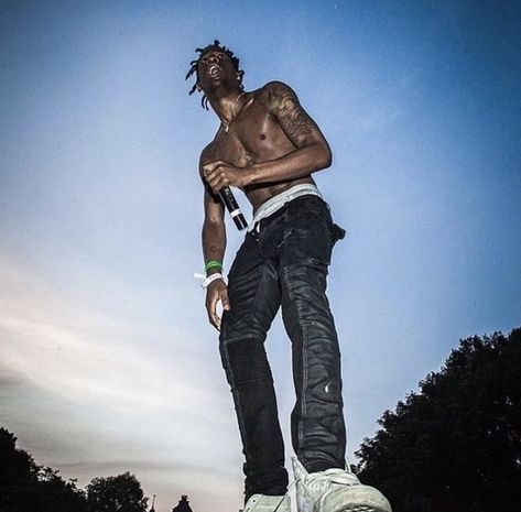 Travis Scott Days Before Rodeo, Days Before Rodeo, Travis Scott Rodeo, Cactus Pictures, Travis Scott Wallpapers, Fall Football, Rap Wallpaper, Digital Museum, Kali Uchis