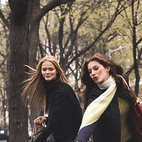 Carmen Kass 90s, Frankie Rayder, 90s Minimalism, Carmen Kass, Dress Room, 90s Model, 90s Models, Steven Meisel, Vogue Us