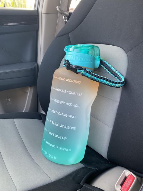 17th Birthday Wishes, Giant Water Bottle, Half Gallon Water Bottle, Period Hacks, Florida Life, Gallon Water Bottle, Water Tumbler, Gift Inspo, Postpartum Care