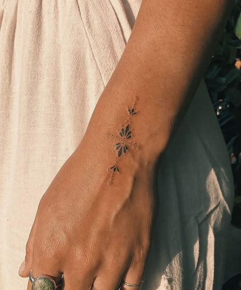 Hand And Sun Tattoo, Ankle Front Tattoo, Wrist Ornament Tattoos, Bohemian Sun Tattoo, Delicate Wrist Tattoo, Thank You Tattoo, Sun Tattoo On Hand, Delicate Tattoo Placement, Hand Flower Tattoos