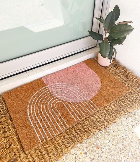 Indoor Welcome Mat, Aesthetic Door Mat, Boho Front Door Ideas, Cute Welcome Mats Front Doors, Door Matts Ideas, Doormat Ideas Layered, Boho Door Mat Ideas, Boho Door Mat, Apartment Welcome Mat