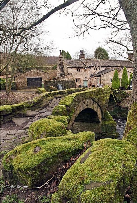 Wycoller, Lancashire, England England Countryside, Kentish Town, Countryside Cottage, English Village, Stone Bridge, Countryside Wedding, Countryside House, British Countryside, Old Bridge