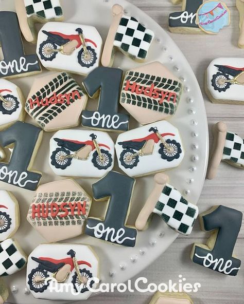 Dirtbike Centerpieces Party Ideas, Motorcycle 3rd Birthday Ideas, Dirt Bike Second Birthday, Motorcross Birthday Party Decor, Fast One Birthday Party Dirtbike, 2 Fast Dirt Bike Birthday Party, Dirtbike Party Ideas, Fourwheeler Birthday Party, Dirt Bike Birthday Theme