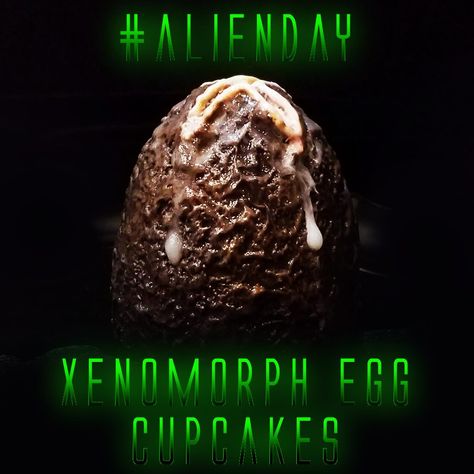 It’s no secret I really, really like the Alien movie franchise. So far we’ve made Fizzing Alien Facehugger Pudding cups, a Chestburster Thanksgiving Turkey, and a Roasted Facehugger Feast… So when the amazing team over at 20th Century Fox and asked if I had anything coming up for #Alienday, the answer was “Of course!” Alien Desserts, Alien Food, Easter Egg Candy, Egg Cupcakes, No Egg Desserts, Alien Party, Movie Cakes, Movie Snacks, Movie Themed Party