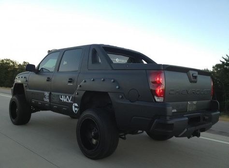 My Avalanche Build - 20x12 Fuels, 33x12.5 Couragias, Flat Black ... 2004 Chevy Avalanche Custom, Avalanche Truck, Avalanche Chevrolet, Chevy Luv, Rough Country Suspension, Custom Lifted Trucks, Custom Vehicles, Chevy Girl, Cars Bikes