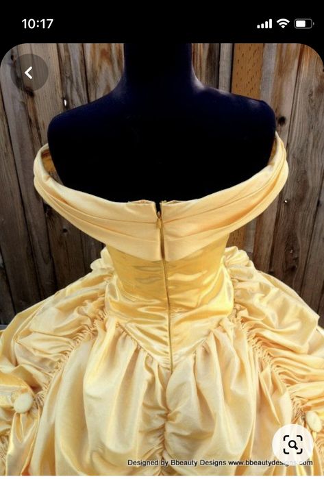 Bueaty And The Beast, Disney Princess Gowns, Beauty And The Beast Costume, Belle Dresses, Belle Cosplay, Fairy Tale Costumes, Disney Princess Costumes, Princess Halloween Costume, Belle Costume