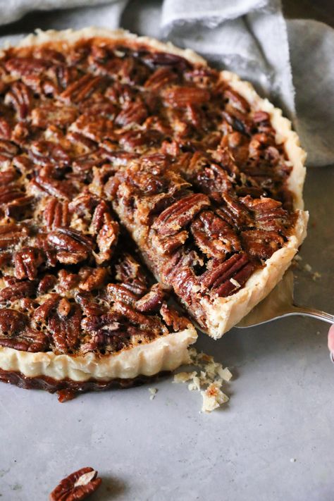 Browned Butter Pecan Tart - Lepp Farm Market Butter Pecan Tarts, Pecan Tarts Recipe, Pecan Tart, Pie Pastry, Pecan Tarts, Pastry Cook, Pecan Nuts, Pastry Shells, Browned Butter