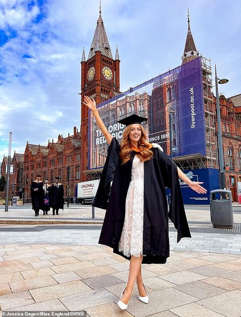 Miss England, 26, who defied school bullies to become first redhead to win title reveals she's graduated in aerospace engineering | Daily Mail Online Miss England, England School, Structural Mechanics, Being Crowned, Beauty And Brains, Female Engineer, Stem Subjects, Constant Headaches, University Of Liverpool