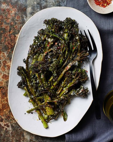 Broccolini Recipe, Roasted Broccolini, Comfort Pasta, Whats Gaby Cooking, Garlic Green Beans, Delicious Pizza, Best Side Dishes, Fall Dinner, Easy Casserole