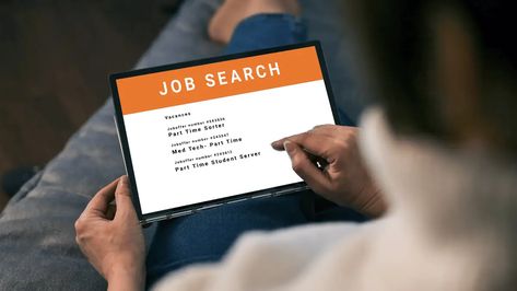 🛋️ Finding your next role from home? Check out these 7 essential tips to make job hunting a breeze right from your couch! 📲 #RemoteWork #CareerTips https://www.entrepreneurshipinabox.com/43923/tips-job-search-home/ Simple Cv, Admin Assistant, Engineering Companies, Finding A New Job, Curriculum Design, Financial Analyst, Good Communication Skills, Recruitment Agencies, Job Portal