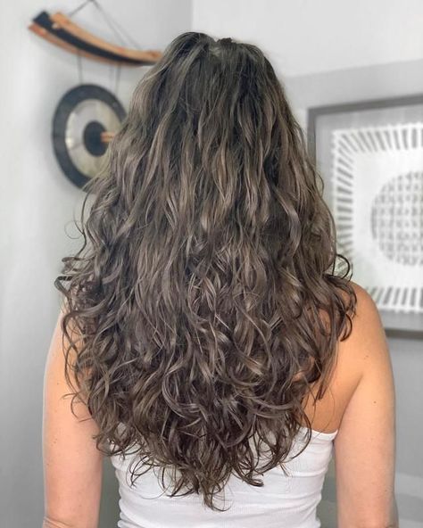 Long Layered Hair On Curly Hair, Long Layers On Long Curly Hair, Long Layered Haircuts For Thick Hair Naturally Wavy, Wavy Hair Round Layers, Curly Layers Before And After, Thick Curly Hair Layers, Long Wavy Hair With Layers Natural, Layered Long Wavy Haircut, Layer Haircut For Long Hair Curly