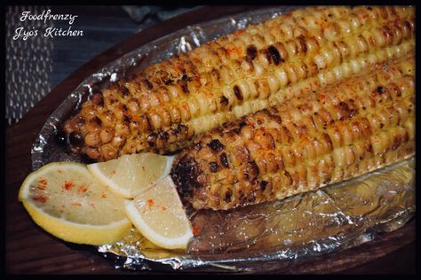 Broiled Corn On The Cob Lime Recipes, Street Vendors, Corn On The Cob, Corn On Cob, Grilled Corn, Time To Eat, Rainy Season, Cooking Inspiration, Veggie Sides