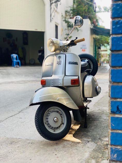 Bajaj Scooter, Bajaj Chetak, Red Vespa, Vespa Px, Scooters, Vietnam, Vehicles, Red, Quick Saves