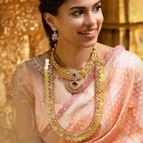 Aasai - South Indian Diamond Jewellery | Khwaahish Diamonds Neackles Aesthetic, Gold Haram Designs, Indian Diamond Jewellery, New Gold Jewellery Designs, Gold Jewelry Simple Necklace, Beautiful Gold Necklaces, Diamond Necklace Designs, Gold Bridal Jewellery Sets, Antique Bridal Jewelry