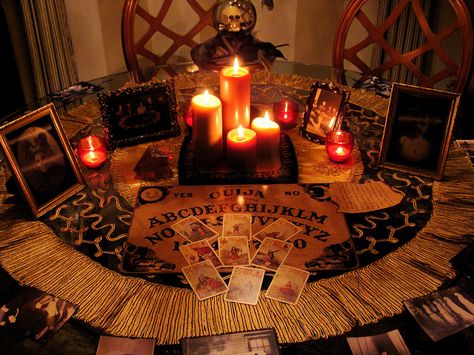 Spirit connections through several types of mediums-- how cool! Seance Room, Halloween Tablescape, Night Circus, Love Spell Caster, Port Elizabeth, Fortune Telling, Fantasias Halloween, Psychic Reading, Durban