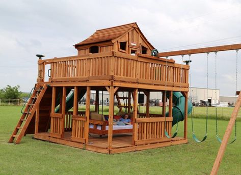 Backyard Fort, Kids Backyard Playground, Backyard Kids Play Area, Diy Playground, Kids Outdoor Play, Playset Outdoor, Outdoor Daybed, Playground Design, Play Areas