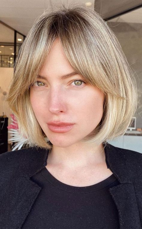 3. Curtain bang with classic bob There are many different ways to wear curtain bangs, it’s actually a great style to pair with the... Bob Haircut With Bangs, Short Bob Haircuts, Blonde Bobs, Short Hair With Bangs, Haircuts With Bangs, Curtain Bangs, Bobs Haircuts, Hairstyles With Bangs, Fine Hair