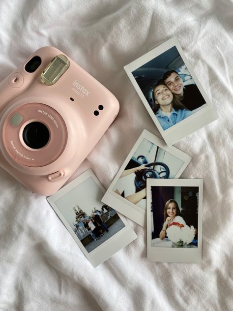 Instax Aesthetic, Mini 11 Instant Camera, Instax Mini Ideas, Fujifilm Instax Mini 11, Instax Mini 12, Instax Mini 11, Instax Mini Camera, Fuji Instax Mini, Instax Mini 9