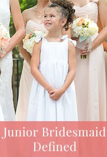 Your youngest ‘maid has a unique role, but what exactly is it? From the definition to the dresses, here is everything you need to have a happy junior bridesmaid. Winter Bridal Brunch, Camo Bridesmaid Dresses, Flattering Bridesmaid Dresses, Winter Brunch, Jr Bridesmaid, Bridesmaid Pictures, Lavender Bridesmaid Dresses, Groom Wedding Attire, Bridesmaid Duties