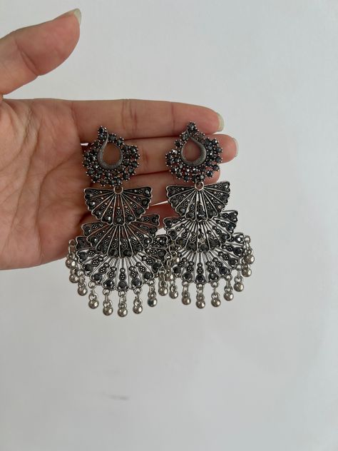 Oxidised Jhumka, Oxidized Jhumka, Capsule Wardrobe Jewelry, 2026 Wedding, Silver Jhumkas, Earring Indian, Saree Accessories, Aesthetic Jewellery, Jhumka Designs