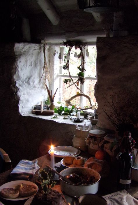 Medieval Cottage Interior, Witch Cottage Interior, Medieval Cottage, Victorian Town, Witchy Cottage, Witch Cottage, Cottage Aesthetic, Cottage Interior, Victorian Cottage