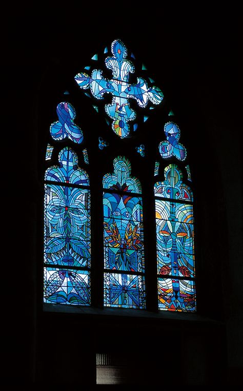 VFILES | Stained Glass Artwork, Stained Glass Windows Church, L'art Du Vitrail, Gothic Windows, Stained Glass Church, Stained Glass Angel, Church Windows, Art Stained, Gothic Architecture