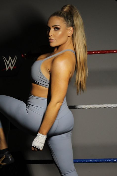 Natalya Wwe, Nxt Divas, Wifey Material, Wwe Female Wrestlers, Wwe Girls, Wrestling Divas, Wwe Womens, Female Wrestlers, Wwe Divas