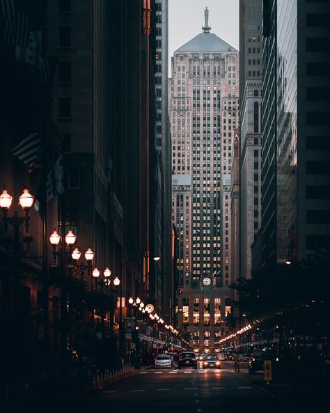 Chicago Board of Trade [OC] [4428x5535] Trade Aesthetic, Chicago Board Of Trade, Buildings Photography, Chicago Usa, Japanese Doll, City Pictures, Still Alive, Make Yourself, Chicago Illinois