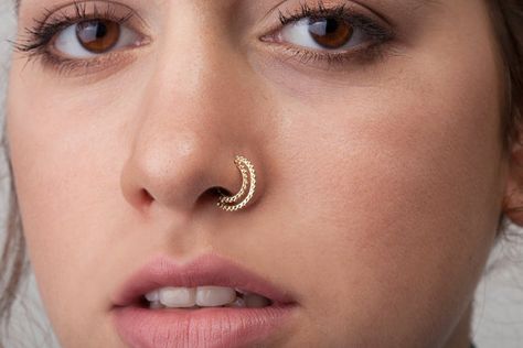 Piercing Nose Septum, Nose Piercing Indian, Nose Accessories, Indian Nose Piercing, Piercing Nose Ring, New Piercing, Cartilage Ear Cuff, Nose Ring Jewelry, Nose Septum