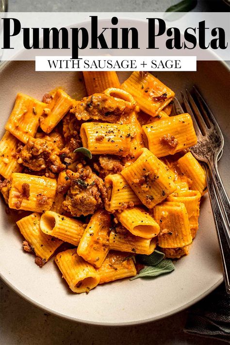 Ground Italian Sausage Recipes, Pumpkin Sausage Pasta, Creamy Green Sauce, Pumpkin Pasta Bake, Creamy Pumpkin Pasta, Pumpkin Pasta Recipe, Pumpkin Sausage, Pumpkin Pasta Sauce, Fall Pasta