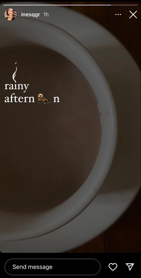 Rainy Coffee Aesthetic, Rainy Day Aesthetic Story, Food On Rainy Days, Hot Day Captions Instagram, Instagram Story Ideas Rainy Days, Rainy Day Captions Instagram Story, Cofee Story Idea Night, Chocolate Instagram Story Ideas, Hot Chocolate Snap