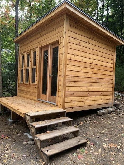 Modern Bunkie, Studio Backyard, Small House Kits, Home Studio Design, Backyard Cabin, Shed Construction, Craft Shed, Cheap Sheds, Tiny House Layout