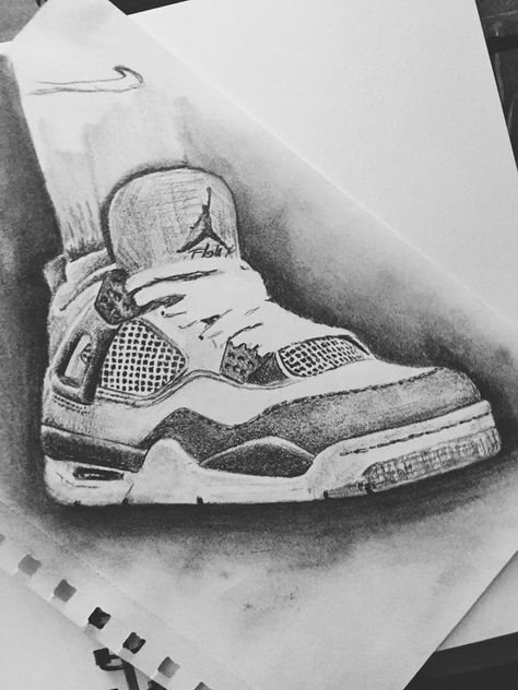 art Nike Shoe Drawing, Drawing Sneakers, Nike Drawing, Basketball Drawings, Easy Graffiti Drawings, Sneakers Illustration, Abstract Pencil Drawings, Spiderman Art Sketch, Graffiti Doodles