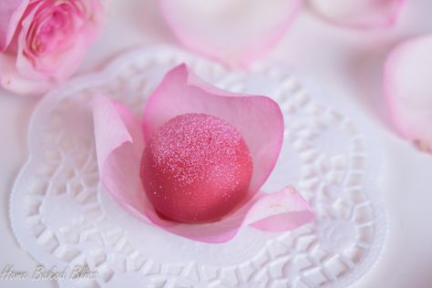 Diy Tub, Rose Truffles, Tub Tea, Rose Recipes, Rose Flavored, Homemade Bath, Chocolate Roses, Christmas Lunch, Easy Food Art