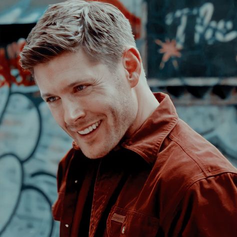 Demon Dean Winchester, Jesen Ackles, Supernatural Bunker, Demon Dean, Spn Memes, Spn Dr, Dean And Sam Winchester, Supernatural Pictures, Candice King