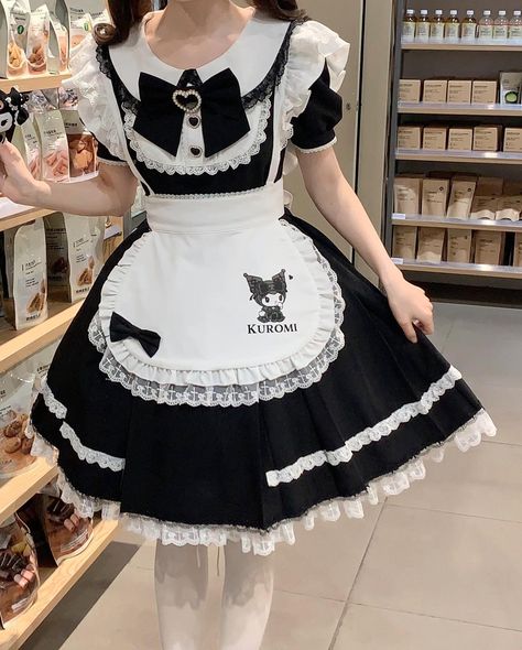 🖤🤍Maid Lolita dress with kuromi print apron. 🌟🌟It's an expression of your unique style and love for kawaii culture. 🛒🛒Price: $82.00 👉👉Search 'AB-199' on devilinspired.com #devilinspired #maidlolita #kuromi #lolitacoord #jiraikeifashion #lolitafasion Sanrio Inspired Outfit Kuromi, Kuromi Clothing, Kuromi In A Dress, Kuromi Dress, Kuromi Swimsuit, Kuromi Fashion Aesthetic, Kuromi Print, Devil Inspired, Kawaii Culture