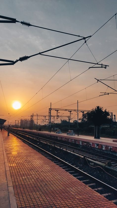 #sunrays #railway station #photography #editing #instagram #photos #sun #posts #pinterest Travel Photos Instagram Story, Instagram Aesthetic Posts Pictures, Kozhikode Railway Station, Train Pose Ideas, Instagram Asthetics Photos, Aesthetic Train Photos, Shillong Aesthetic, Railway Station Snap, Train Pictures Aesthetic