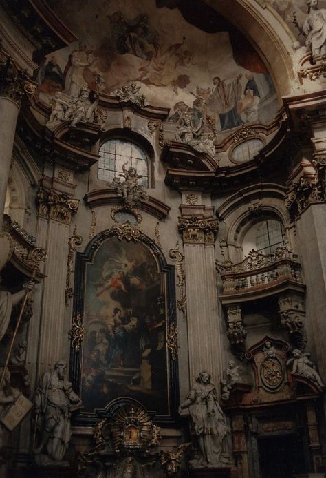 Baroque Aesthetic Dark, Rome Antique, Roman Architecture, Aesthetic Board, Gothic Aesthetic, Gothic Architecture, Croutons, Dark Aesthetic, Rome