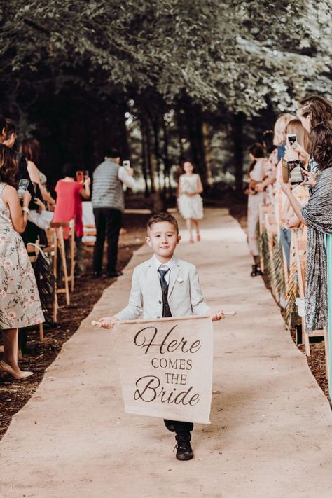 Page boy walking down the aisle with here comes the bride sign at Charisworth Farm wedding Here Comes The Bride Sign, Wedding Photography Shot List, Wedding Touches, Bride Sign, Diy Wedding Planning, Boy Walking, Boy Sign, Pinterest Wedding, Shot List