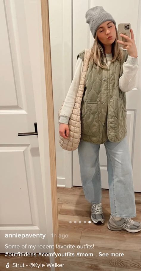 Vest Fall Outfits, Fleece Vest Outfit, Quilted Vest Outfit, Vest Outfit, Casual Outfit Inspiration, Thrifted Outfits, 2024 Style, Thrift Fashion, Vest Outfits