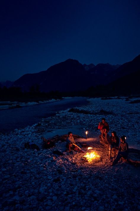 Campfire Under The Stars, Beach Campfire, Lighting References, Campfire Fun, Lighting Practice, The Escapists, Blue Autumn, Ephemeral Art, Campfire Stories